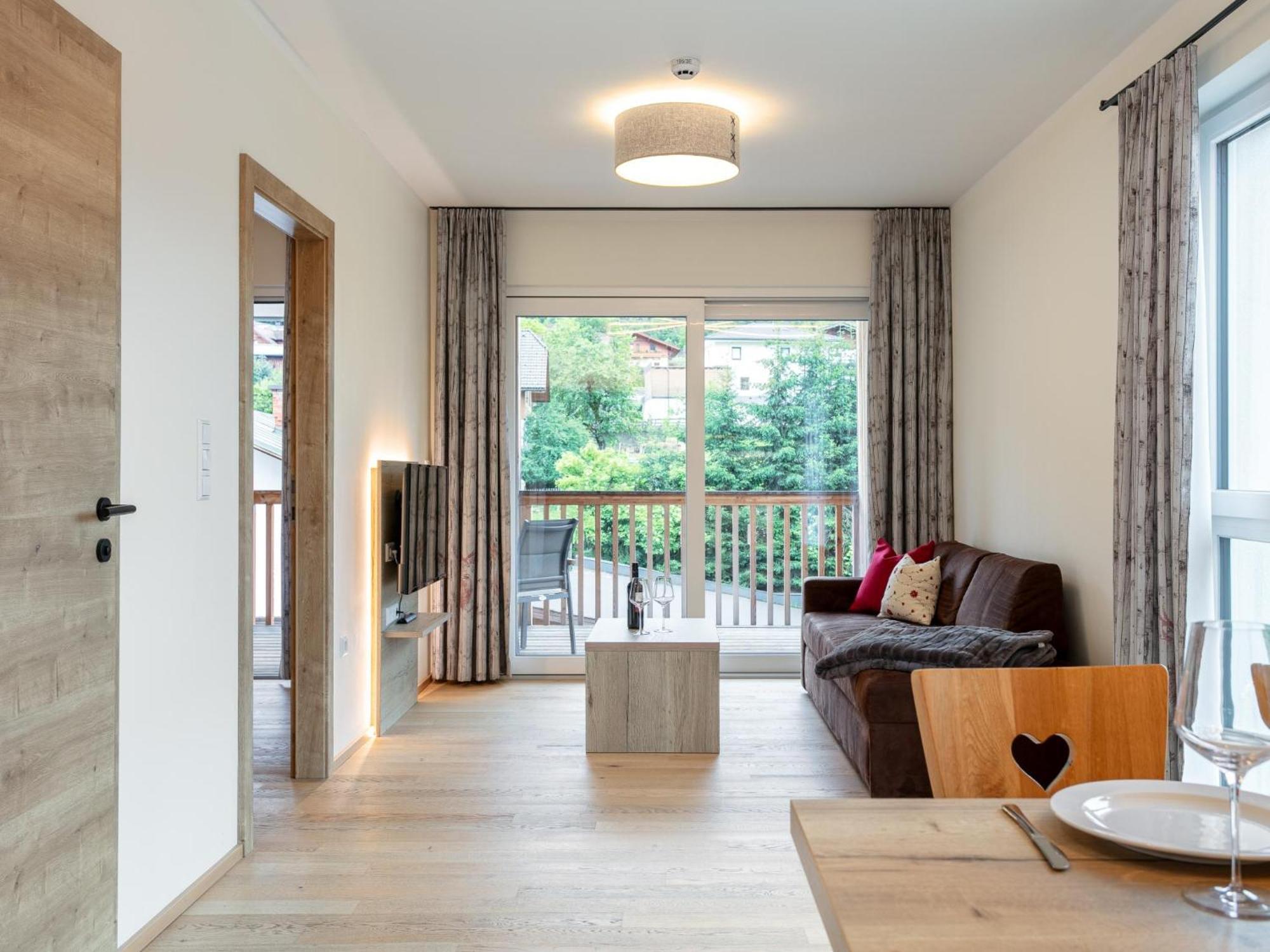 Apartment Apart33 1-28 *